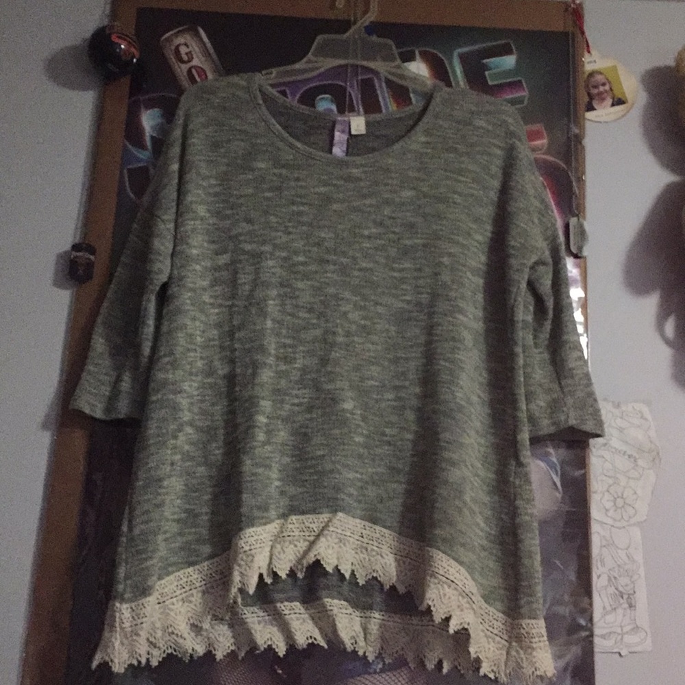 long sleeve shirt